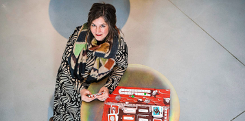 Prof. Dr. Andrea Samson im neuen Hochschulcampus Brig der FernUni Schweiz